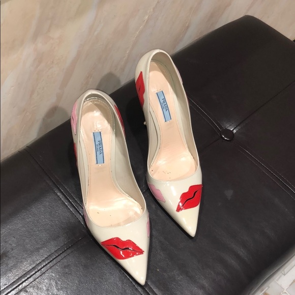 Prada Shoes 👠 one of the kind. - Picture 3 of 8